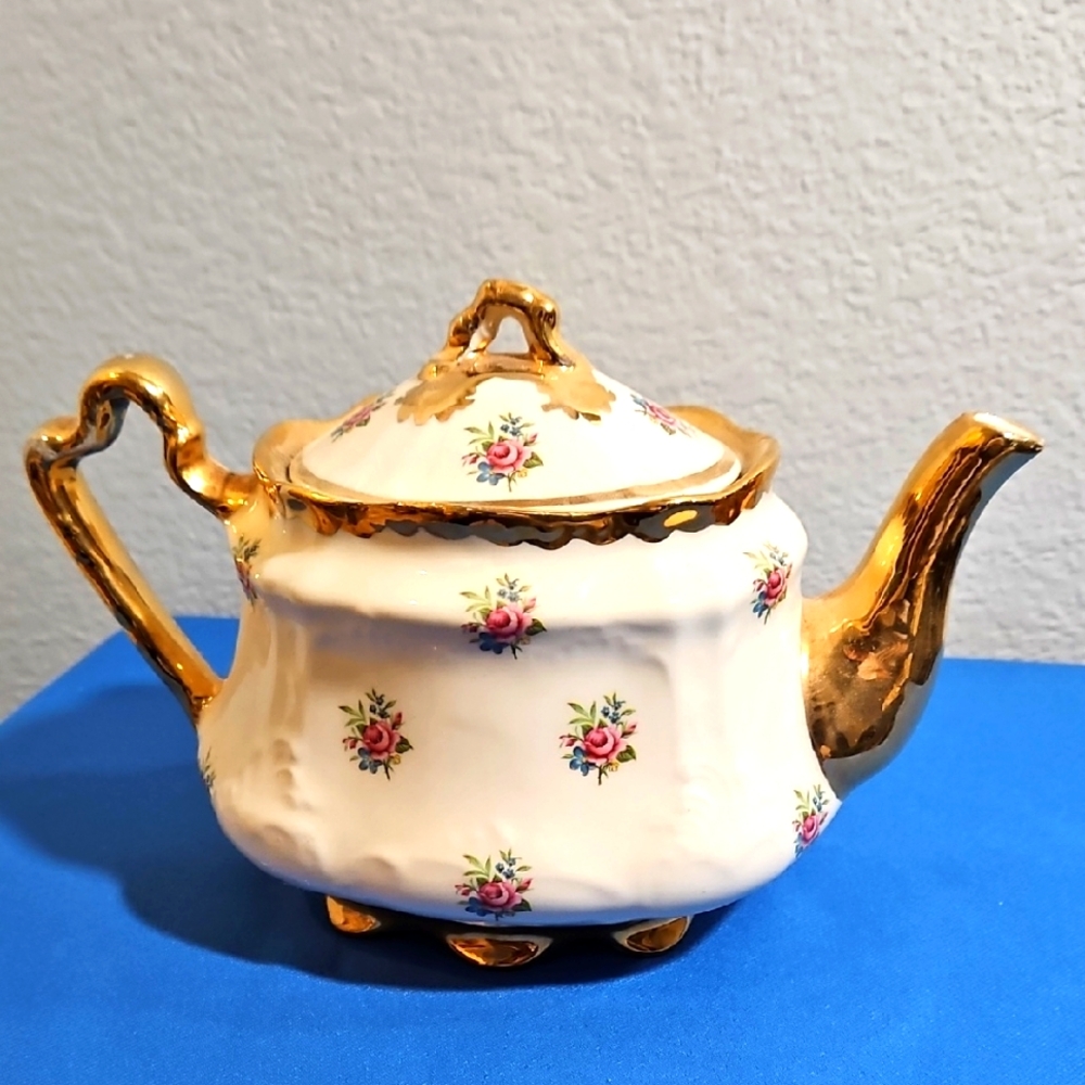 Arthur Wood England Teapot